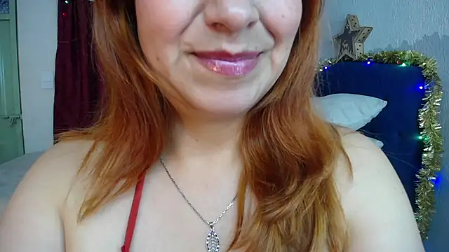 Snapshot of Delilah_Belmont chatting on December 2024 07:29:01 PM Delilah Belmont online show from December 2024 07:29:01 PM