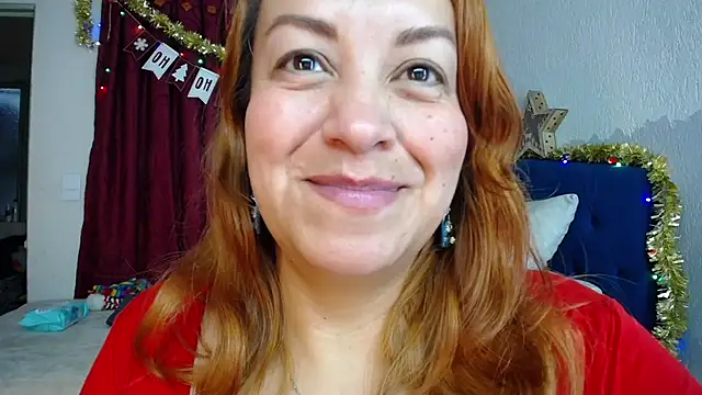 Snapshot of Delilah_Belmont chatting on January 2025 09:25:02 PM Delilah Belmont online show from January 2025 09:25:02 PM