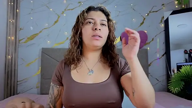 agatha 97  online show from February 2026 03:25:02 AM