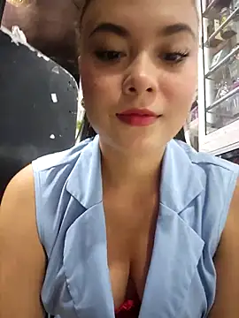 Snapshot of rapunzel069 chatting on October 2025 08:20:01 PM rapunzel069 online show from October 2025 08:20:01 PM