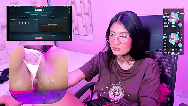 MiaVoss online show from January 2025 10:50:02 AM