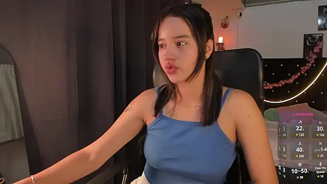 emilyrouxe online show from February 2025 04:07:01 PM