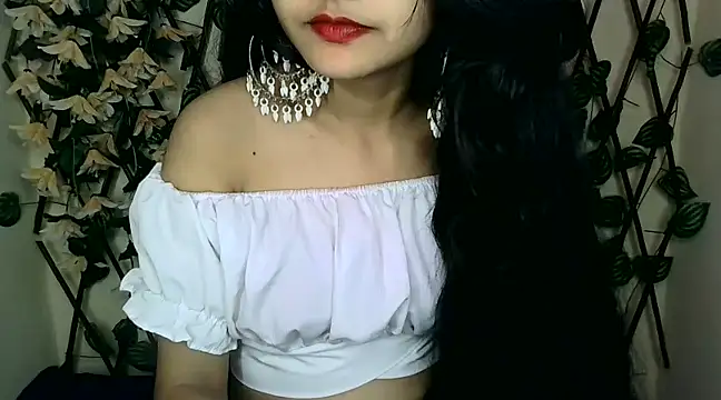 SUZY FROMUS online show from February 2025 09:56:01 PM