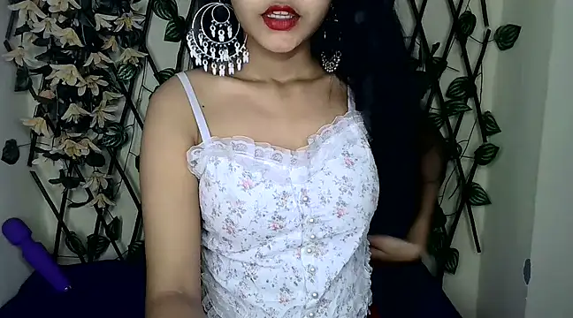 SUZY FROMUS online show from February 2025 05:10:02 PM