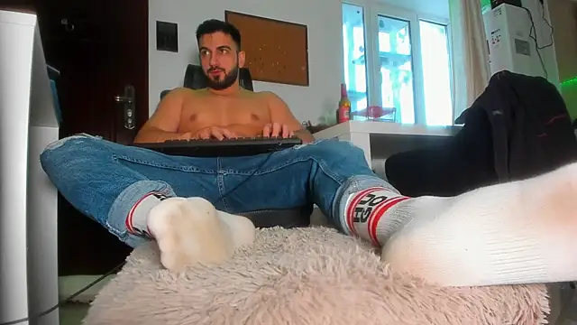 welcometo hell online show from December 2025 06:53:01 AM