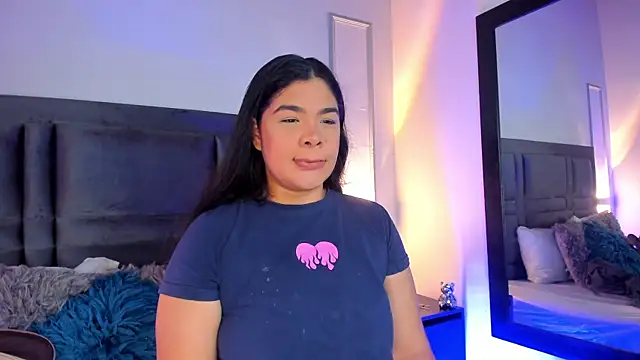 EmmaBecket2 online show from September 2025 04:43:02 PM