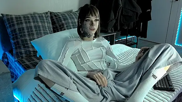 Snapshot of Tanya_M chatting on January 2025 03:59:02 PM Tanya M online show from January 2025 03:59:02 PM