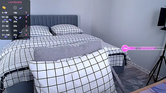 Snapshot of Tanya_M chatting on September 2025 06:13:01 AM Tanya M online show from September 2025 06:13:01 AM