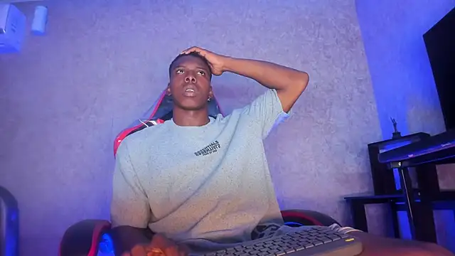 Snapshot of JD_THEBABY chatting on October 2025 02:24:02 PM JD THEBABY online show from October 2025 02:24:02 PM