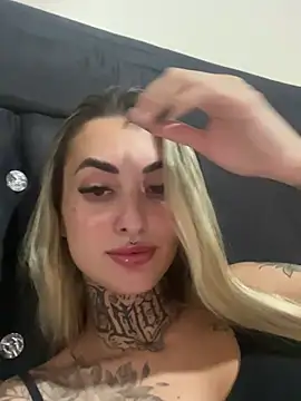 hotskinny1 online show from March 2025 10:06:02 PM