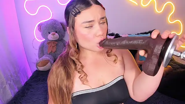 Snapshot of Isa_belaa chatting on September 2025 12:22:02 AM Isa belaa online show from September 2025 12:22:02 AM