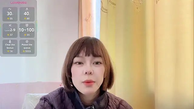 Linda-LL online show from November 2025 05:06:02 AM