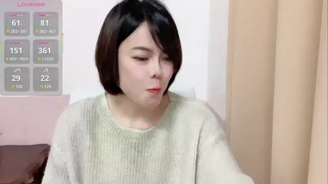 Snapshot of Linda-LL chatting on February 2026 10:44:02 AM Linda-LL online show from February 2026 10:44:02 AM