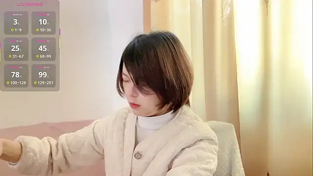 Snapshot of Linda-LL chatting on February 2026 04:09:02 AM Linda-LL online show from February 2026 04:09:02 AM