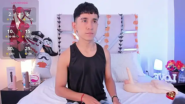 Thayler jones online show from October 2025 11:18:02 AM