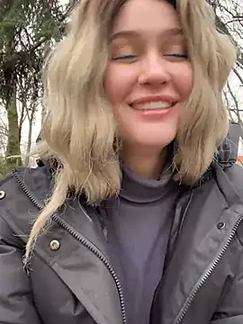 Snapshot of KikiWatson chatting on December 2024 10:12:02 AM KikiWatson online show from December 2024 10:12:02 AM