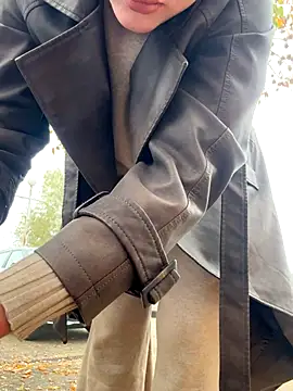 Snapshot of KikiWatson chatting on November 2025 07:09:02 AM KikiWatson online show from November 2025 07:09:02 AM