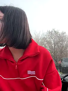 Snapshot of KikiWatson chatting on November 2025 06:59:01 AM KikiWatson online show from November 2025 06:59:01 AM