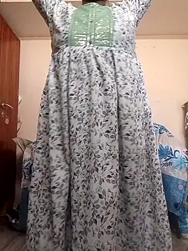 Snapshot of sneha_telugu_girl chatting on February 2025 09:21:02 AM sneha telugu girl online show from February 2025 09:21:02 AM