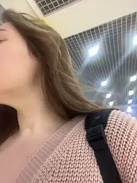 Topvi  online show from December 2024 12:41:01 PM