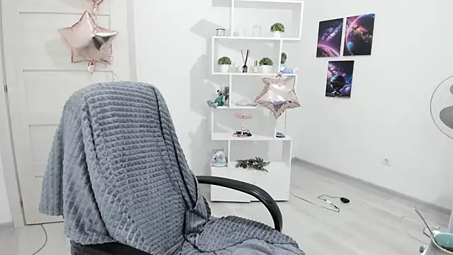 Miram Yu online show from March 2025 02:30:02 AM