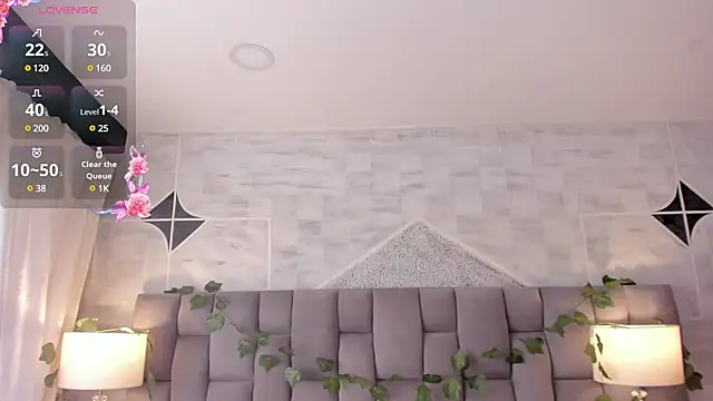 Snapshot of HannaRhodes chatting on January 2025 04:39:01 PM HannaRhodes online show from January 2025 04:39:01 PM