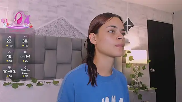 Snapshot of HannaRhodes chatting on March 2025 01:39:02 PM HannaRhodes online show from March 2025 01:39:02 PM