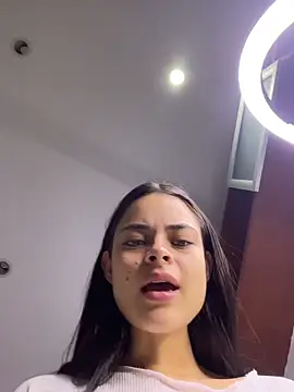 Snapshot of HannaRhodes chatting on October 2025 03:11:02 PM HannaRhodes online show from October 2025 03:11:02 PM