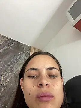 Snapshot of HannaRhodes chatting on October 2025 02:20:01 PM HannaRhodes online show from October 2025 02:20:01 PM