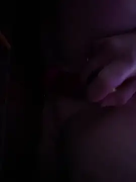 sluttysmiley online show from December 2025 05:25:02 AM