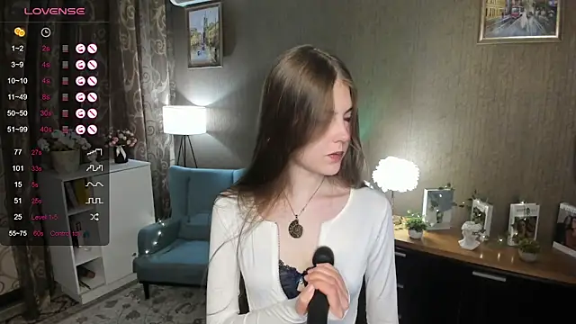 DarleneHatt online show from March 2025 11:53:01 PM