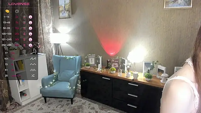 DarleneHatt online show from March 2025 11:49:02 PM