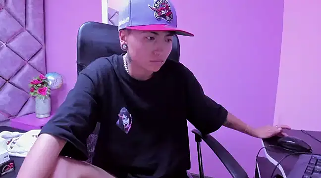 Im Mathias online show from March 2025 10:44:02 AM