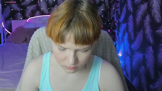 DreamyLuna online show from January 2025 08:37:02 PM