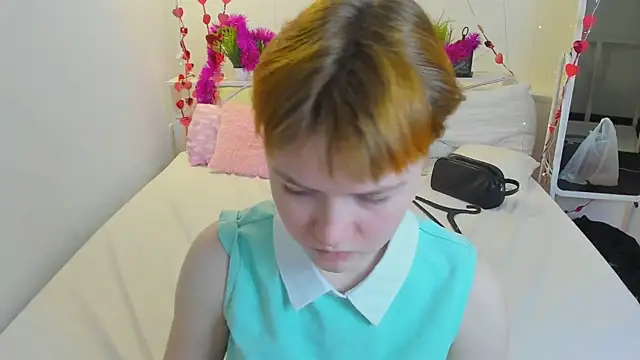 DreamyLuna online show from January 2025 08:31:02 PM
