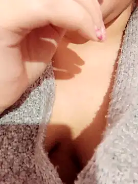 Hotoufia38 online show from December 2024 04:25:01 PM