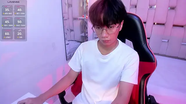 Eriol  online show from October 2025 11:39:01 AM