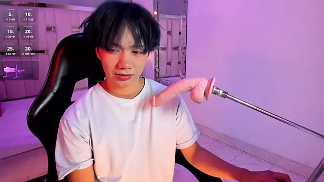 Eriol  online show from June 2026 04:24:01 AM