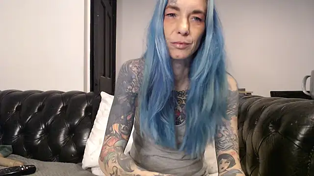 RavenryderUK online show from December 2024 09:04:02 PM