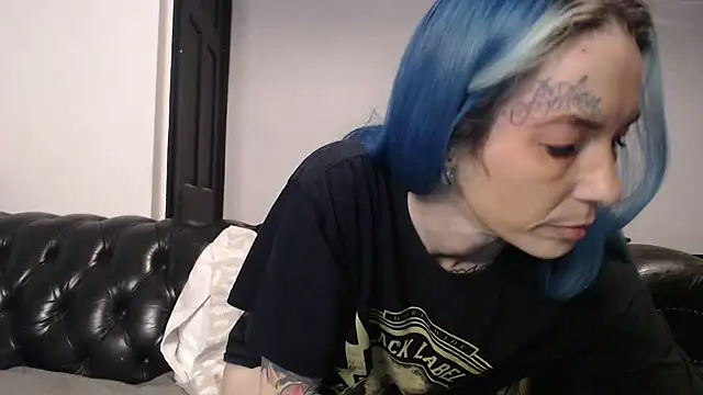 RavenryderUK online show from January 2025 08:00:02 PM