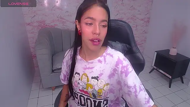stephania t online show from January 2025 03:18:02 AM