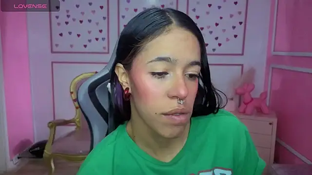 stephania t online show from February 2026 12:31:01 PM