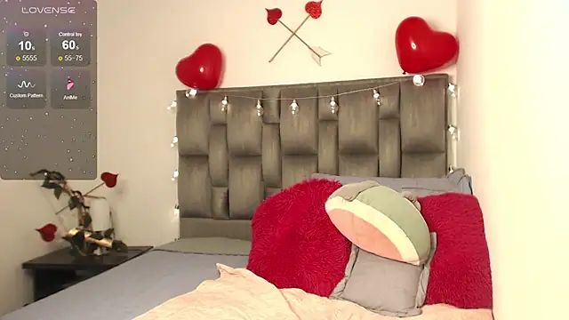 julz 03 online show from February 2025 02:38:02 AM