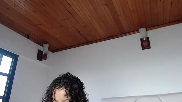 julz 03 online show from October 2025 12:06:02 PM