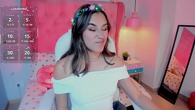  Sophie  miller online show from November 2025 08:45:01 PM