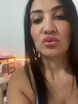 juliamond online show from December 2024 11:49:02 PM