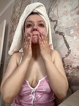 Snapshot of JennyPortman chatting on February 2025 06:39:01 AM JennyPortman online show from February 2025 06:39:01 AM