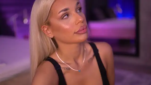 Candy Ivy online show from September 2025 05:37:01 PM