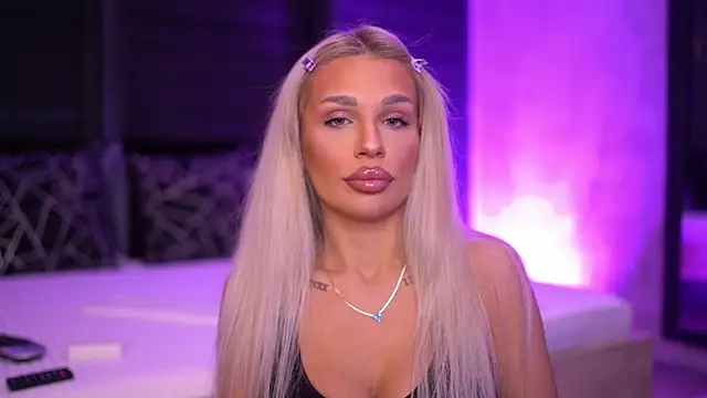 Candy Ivy online show from September 2025 05:51:02 PM