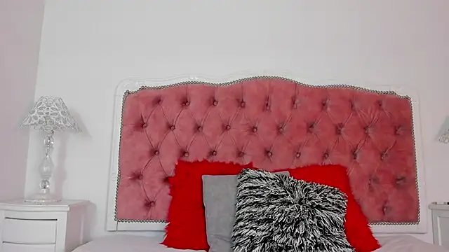 Snapshot of amberlitle chatting on September 2025 12:38:02 PM amberlitle online show from September 2025 12:38:02 PM